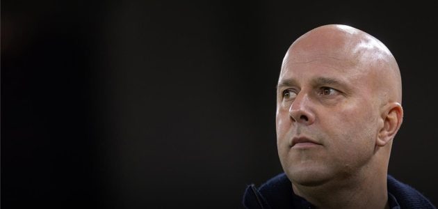 سلوت يكشف عن موقف إيكتيكي من المشاركة أمام آرسنال